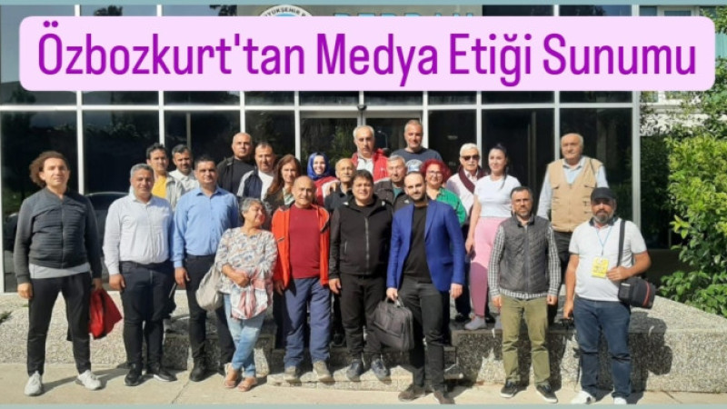 MGC Çalıştayında Özbozkurt'tan Medya Etiği sunumu