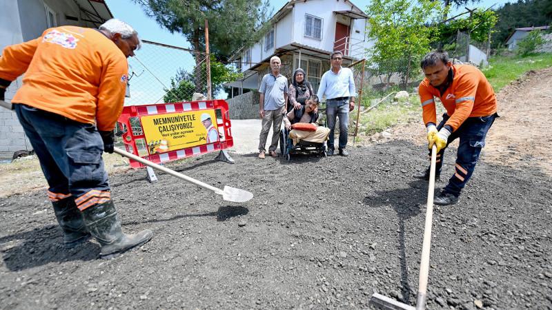 BÜYÜKŞEHİR, ÇAMLIYAYLA’DA BABA VE OĞLUNUN YOL ÇİLESİNE SON VERDİ