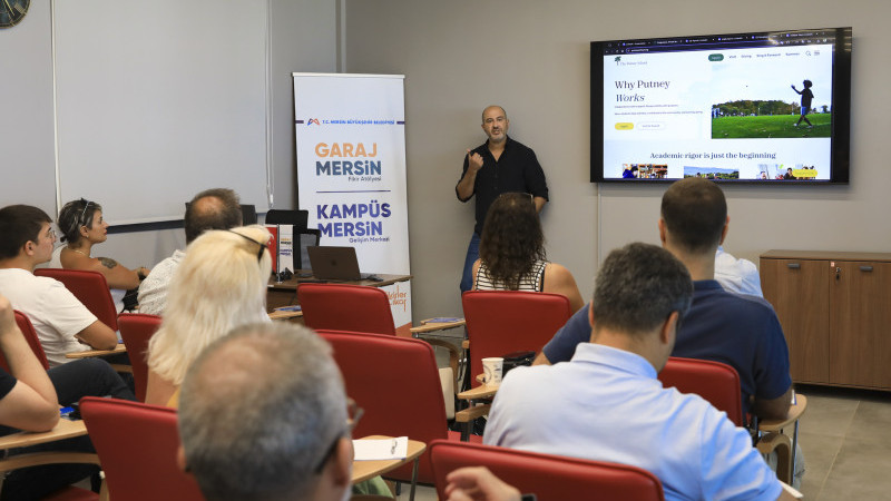 Büyükşehir Kampüs Mersin ve Garaj Mersin'de Dönüşüm Eğitimlerine Devam Ediliyor